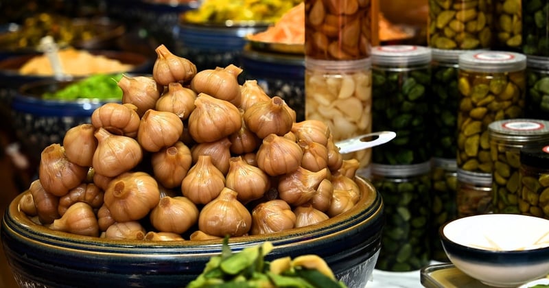 La cuisine fermentée séduit les chefs, le retour en force du goût