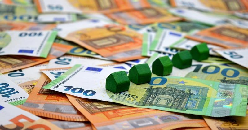 Les taux baissent, les prix immobiliers suivent-ils vraiment ?